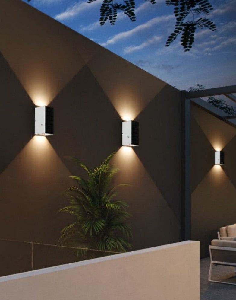 Avtoit | ShineCraft - Sleek Aluminium Wall Lamp