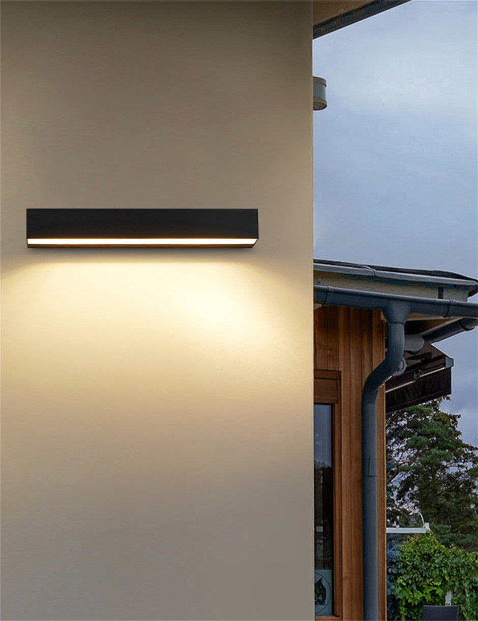 Avtoit | GardenLux – Elegant Wall Lamp for Garden with Luxurious Glow