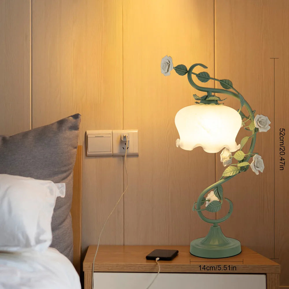 Avtoit | Artistic Nature-Themed Flower Desk Lamp