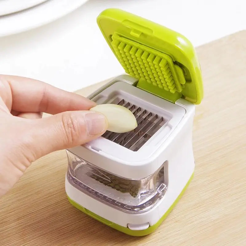 Avtoit | Pressilo Garlic Press | Ergonomic & Stainless Steel | Multitool for Garlic & Ginger