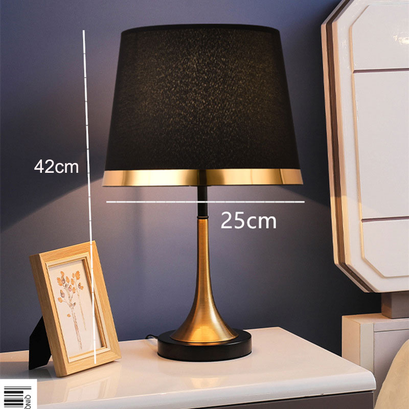 Avtoit | GiltGlow – Elegant Gold and Black Retro Table Lamp