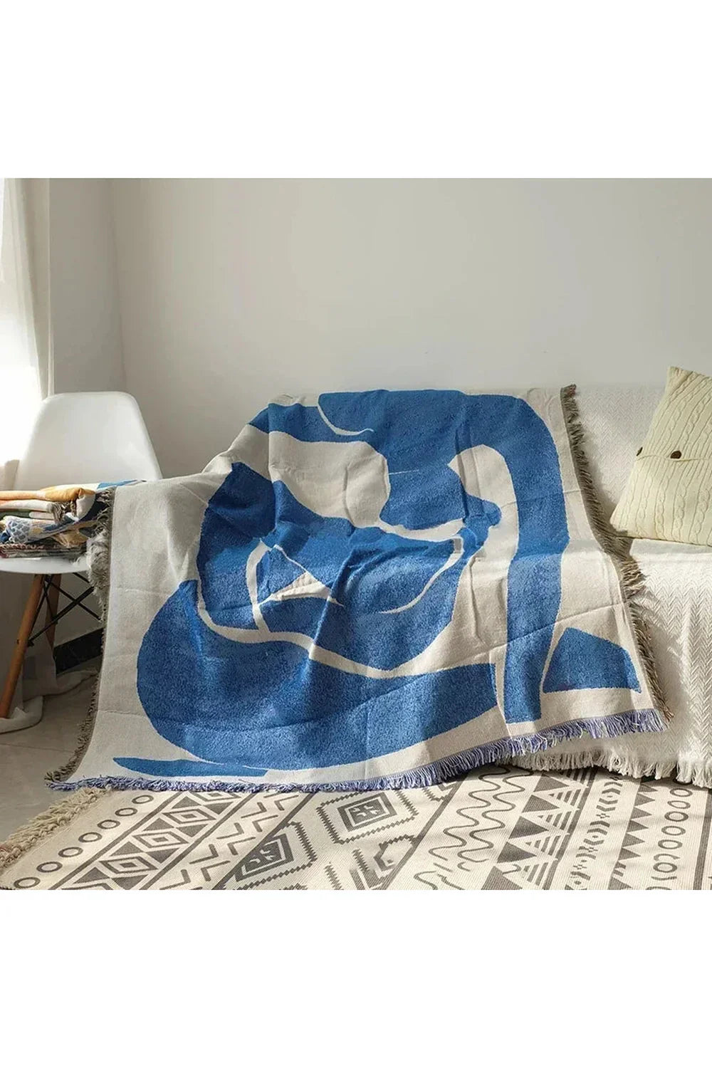 Avtoit | Abstract Blue Muse Blanket