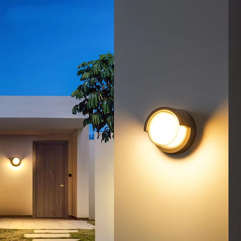 Avtoit | Lucy | Outdoor Wall Light With Motion Sensor IP65 LED