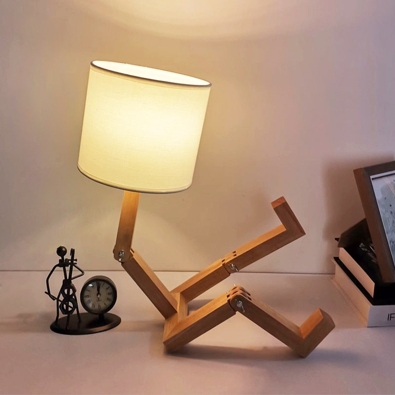 Avtoit | Robot Form Wood Table Lamp
