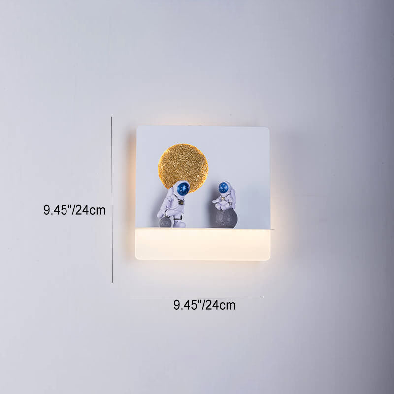 Avtoit | Contemporary Creative Iron Resin Round Astronaut LED Wall Light Lamp for Bedroom