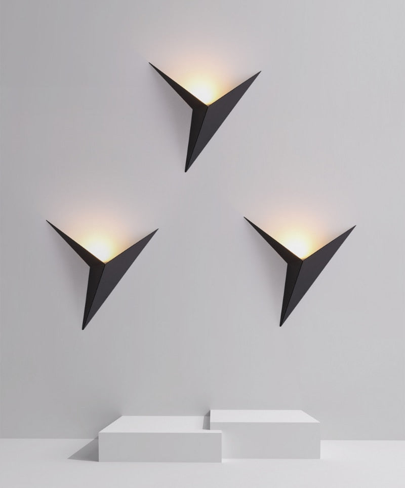 Avtoit | TriGlow – Triangular Wall Lamp for Sleek, Modern Lighting