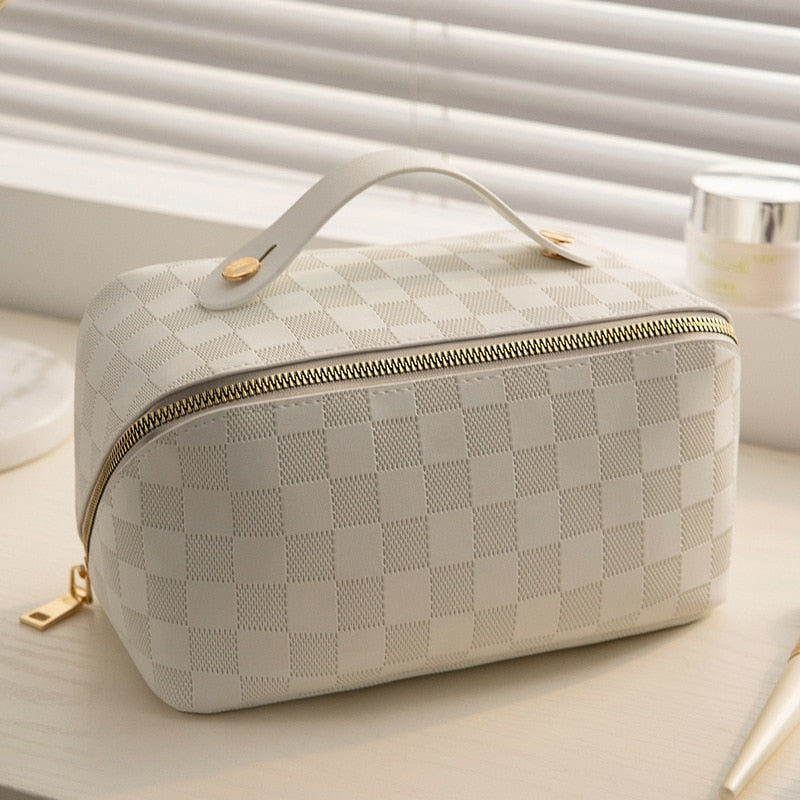 Avtoit | Luxury Checkered Make-up Cosmetic Bag