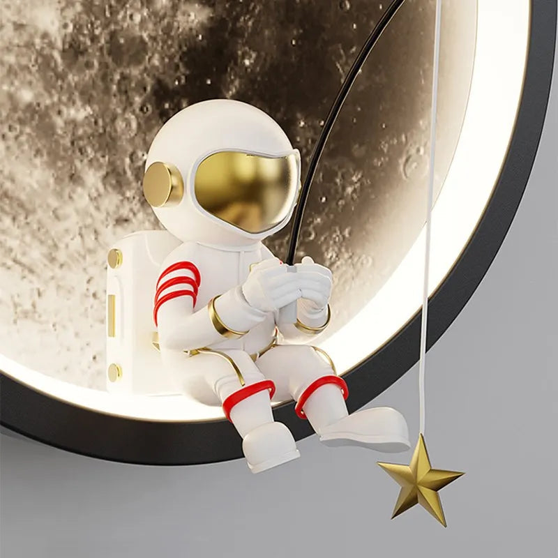 Avtoit | Astronaut On The Moon Wall Light