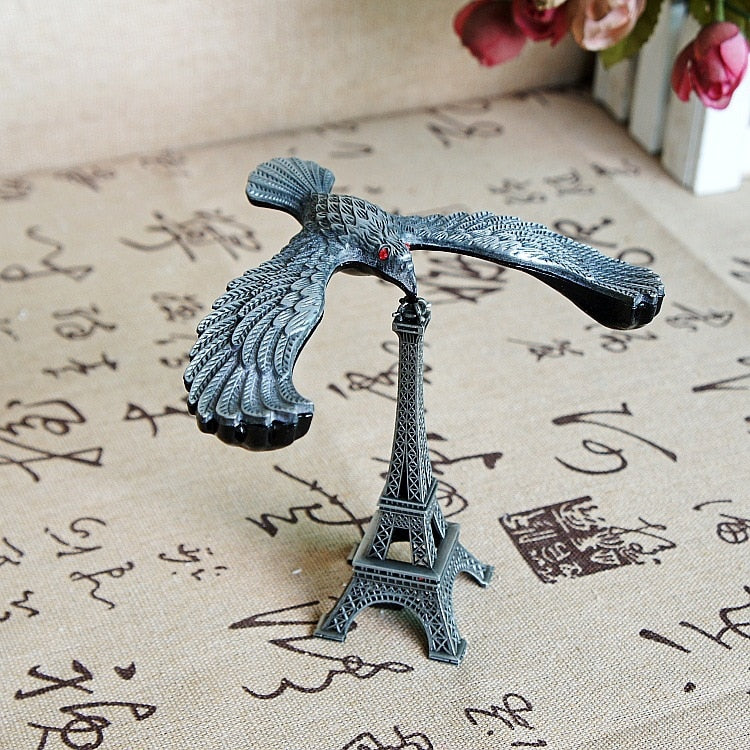 Avtoit | Retro Eagle Tower Balance Figurines