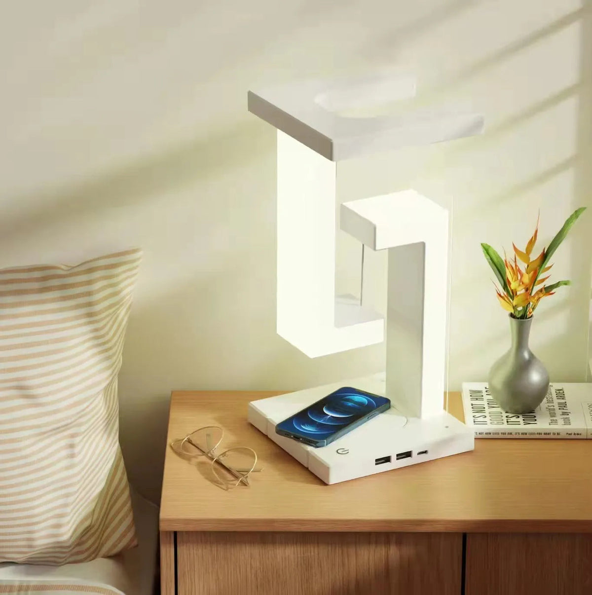 Avtoit | Anti Gravity Orbit Wireless Charging Night Lamp