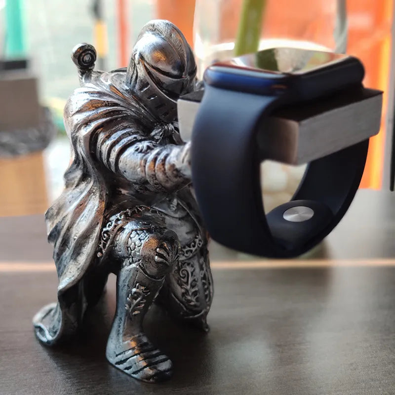 Avtoit | Guardian of Timepiece Medieval Watch Holder