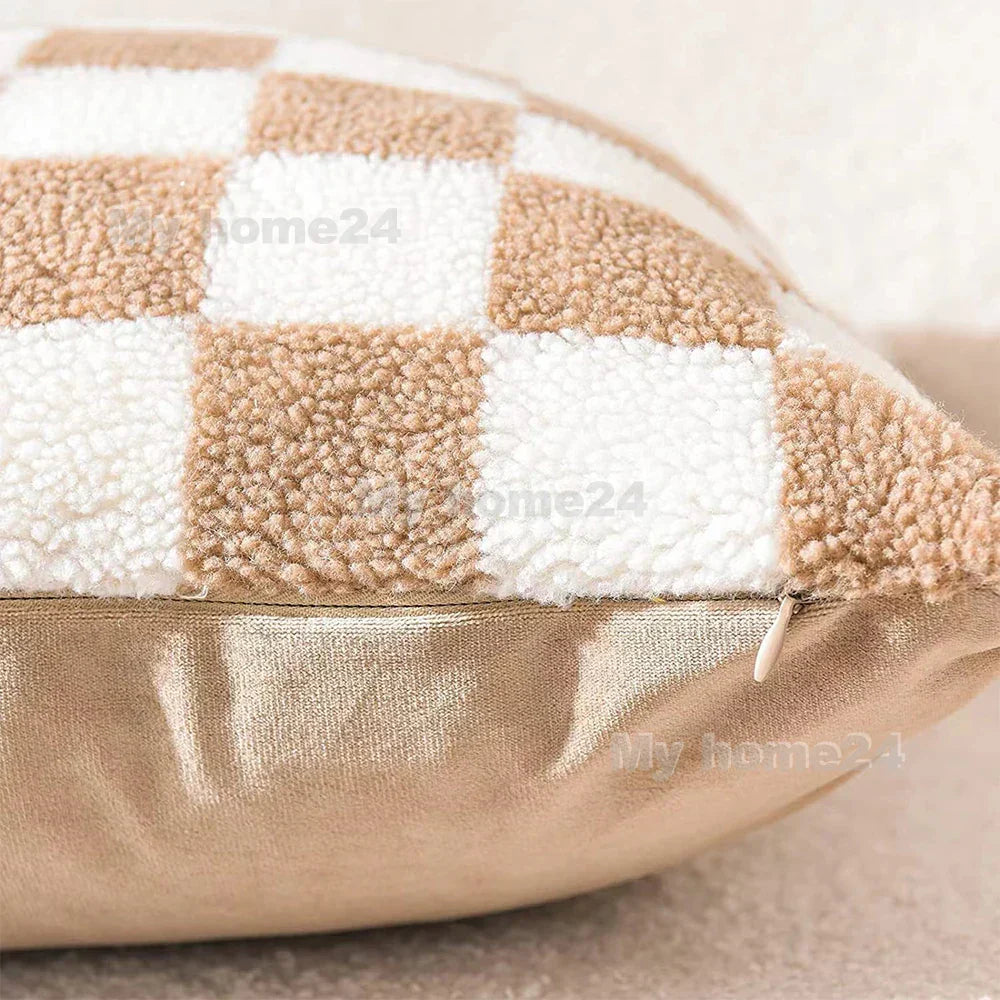 Avtoit | Checkerboard Faux Fur Pillowcase