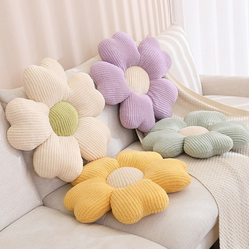 Avtoit | Fluffy Clover Flowers Pillow