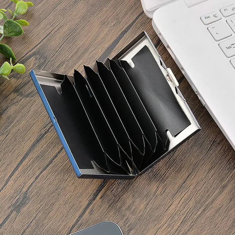 Avtoit | Slim RFID-blocking stainless steel wallet for cards