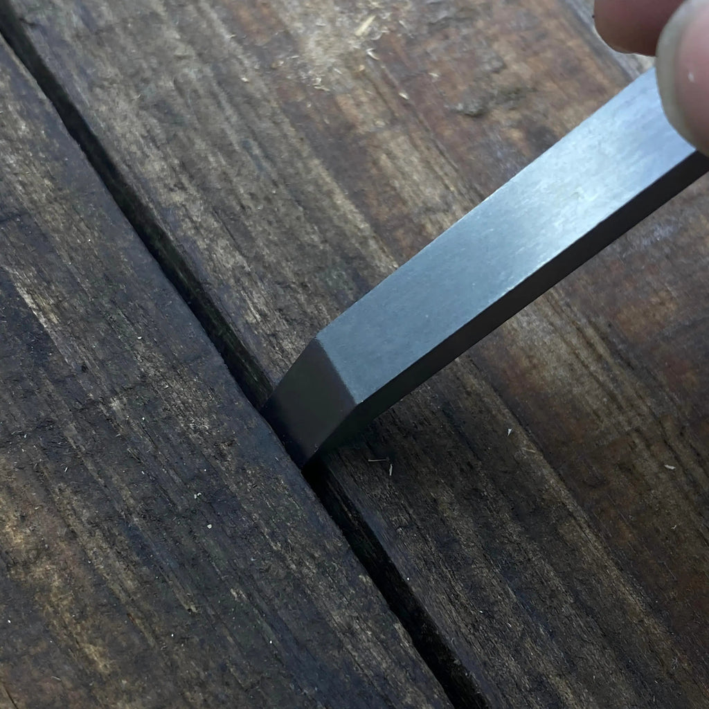 Stainless Steel Keychain Prybar with Scraper and Screwdriver Functions