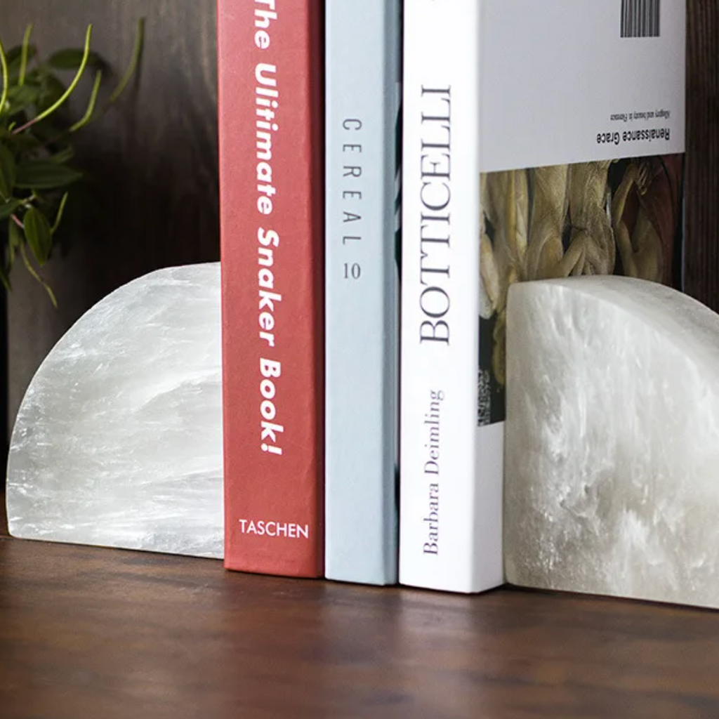 Avtoit | Onyxa White Onyx Bookend | Elegant Design | 1-piece | Luxurious Decor & Functionality