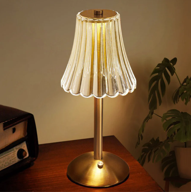Avtoit | Rechargeable USB LED Table Lamp in Retro Design