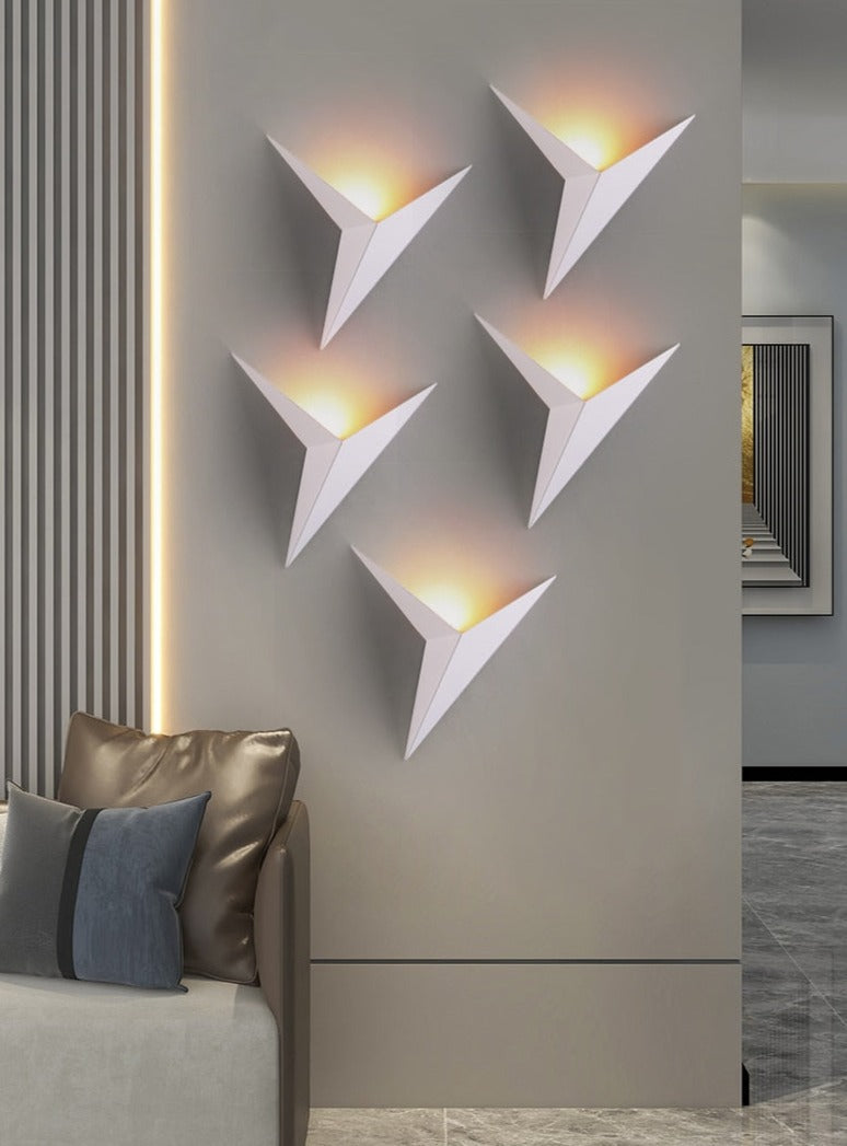 Avtoit | TriGlow – Triangular Wall Lamp for Sleek, Modern Lighting