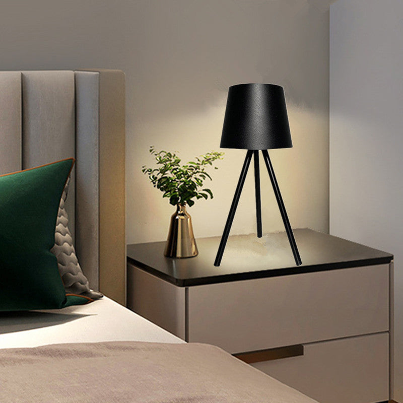Avtoit | BrightNest - Contemporary Lamp with Flexible Stand