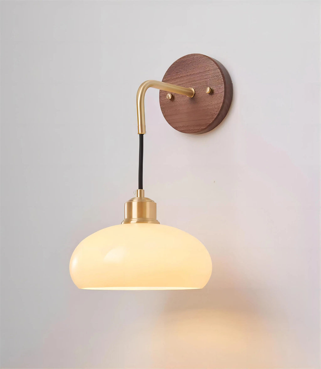 Avtoit | WalnutEdge – Modern Wall Lamp in Walnut and Brass