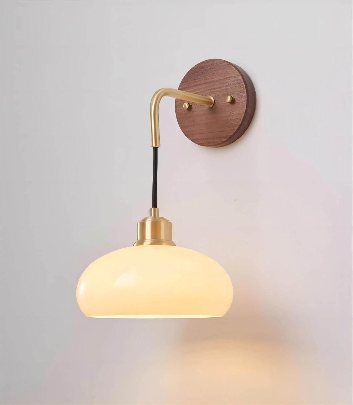 Avtoit | WalnutEdge – Modern Wall Lamp in Walnut and Brass