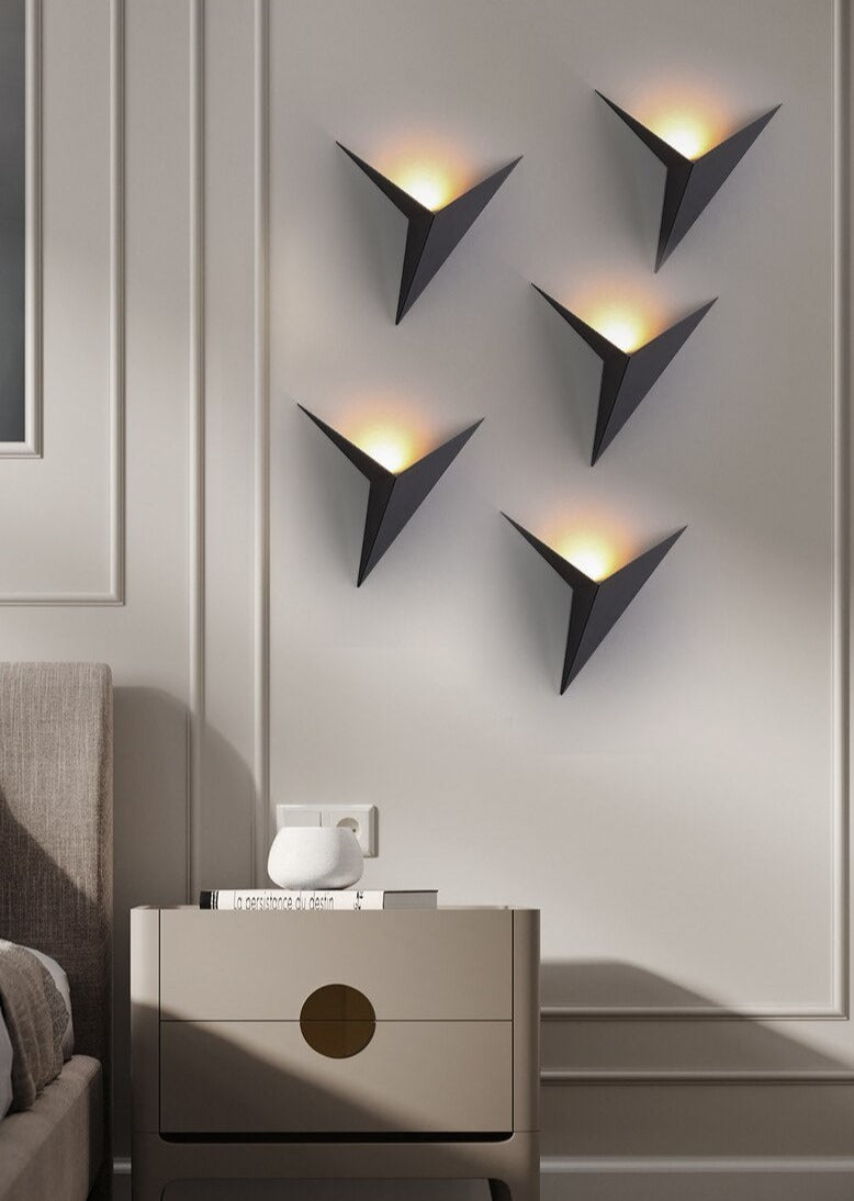 Avtoit | TriGlow – Triangular Wall Lamp for Sleek, Modern Lighting
