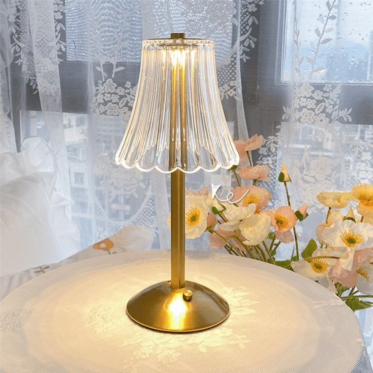 Avtoit | – Gold crystal table lamp
