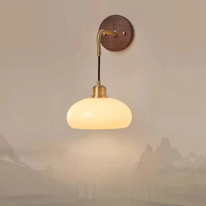 Avtoit | WalnutEdge – Modern Wall Lamp in Walnut and Brass