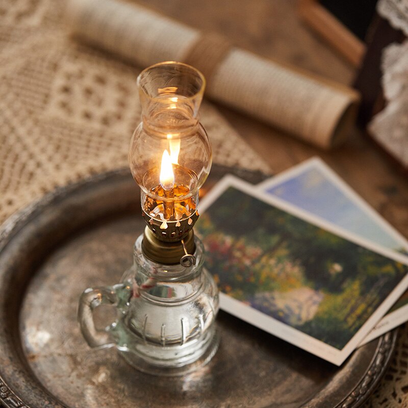 Avtoit | Vintage Kerosene Oil Lamp