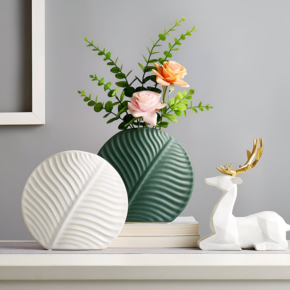 Avtoit | Nordvase Studio | Handmade Scandinavian Ceramic Vase – Minimalist Home Decor Accent