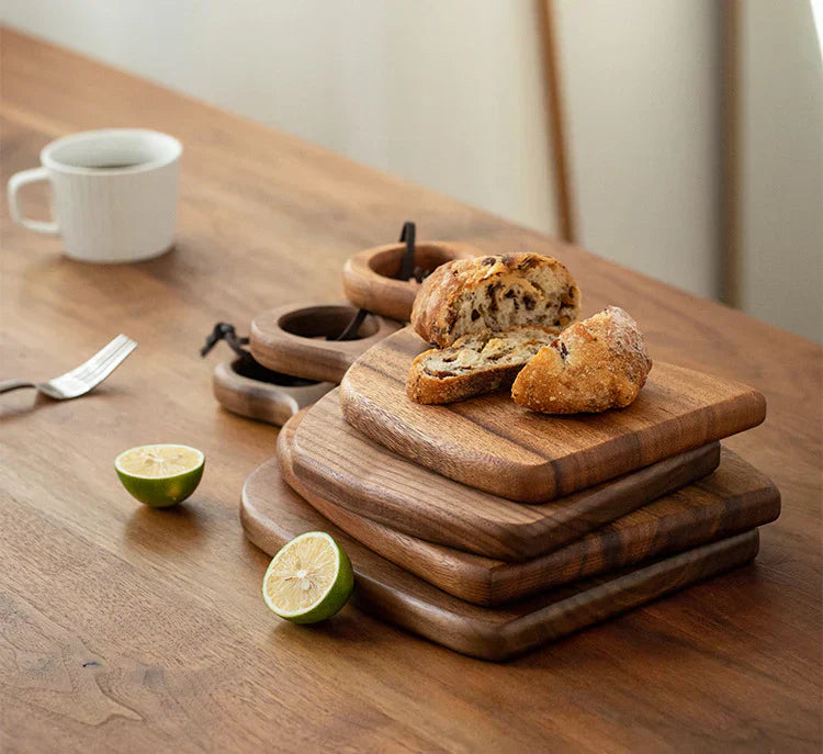 Avtoit | NutriCraft – Luxurious walnut cutting board with double-sided functionality for kitchen and presentation