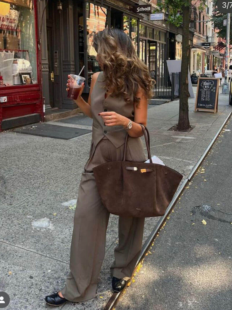 Avtoit | Hedwig | Modern Women’s Suede Handbag – Elegant, Versatile & Timeless