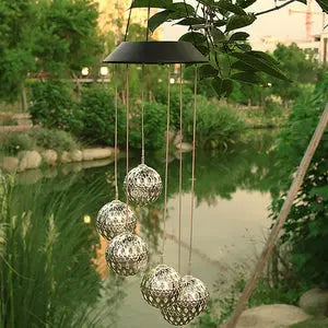 Avtoit | Solar-powered LED Wind Chime