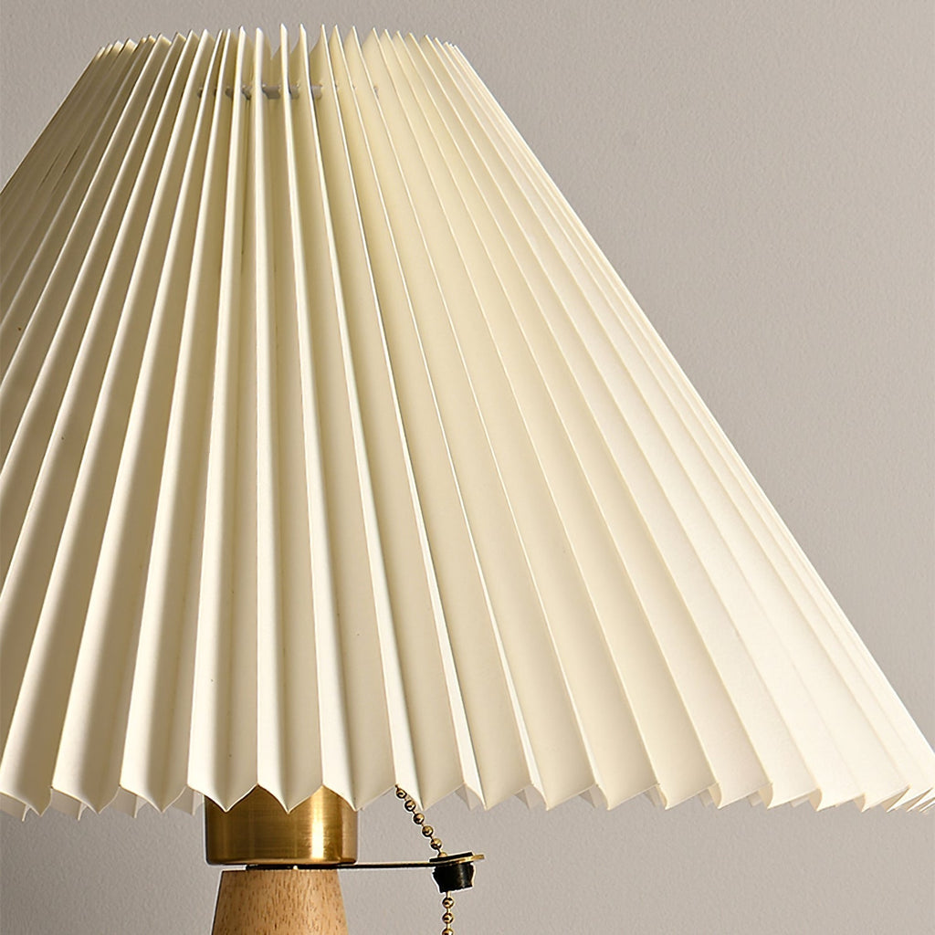 Avtoit | AntiqueRadiance – Elegant Wood and Metal Table Lamp