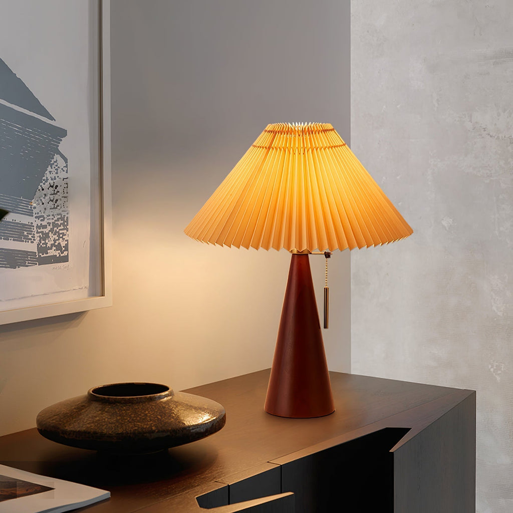 Avtoit | AntiqueRadiance – Elegant Wood and Metal Table Lamp