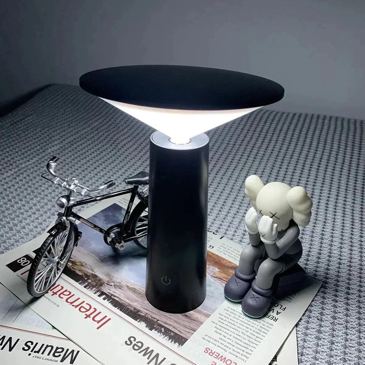 Avtoit | BeamLume - Cord-Free Lamp for Mood Lighting