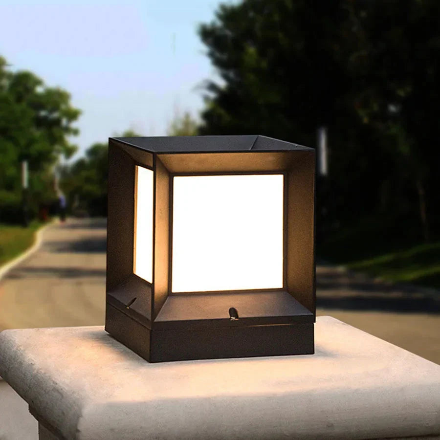 Avtoit | Tor floor lamp for outdoors