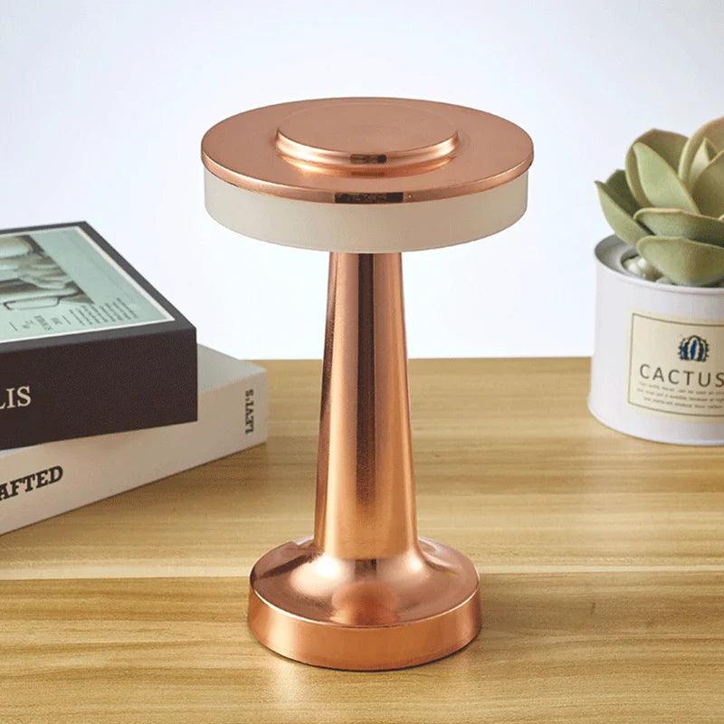 Avtoit | AuraMetal - Nordic-Inspired Table Lamp