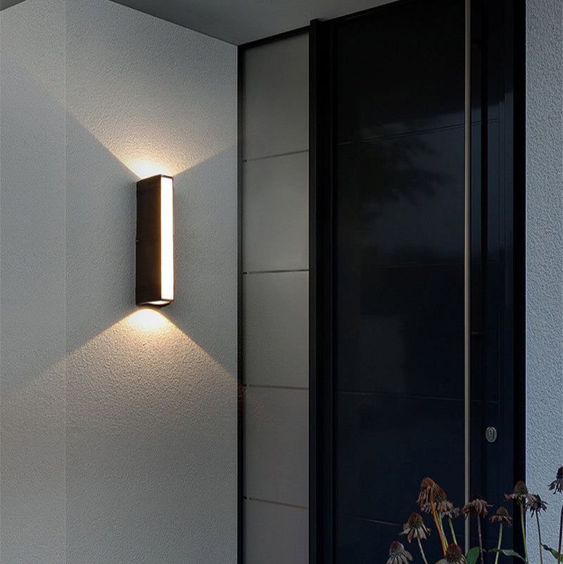 Avtoit | Elegant Aluminium Outdoor Wall Light | Waterproof