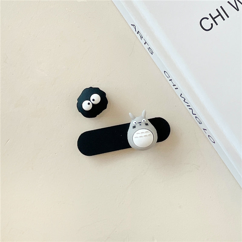 Avtoit | Universal Cartoon Magnetic Cable Holder