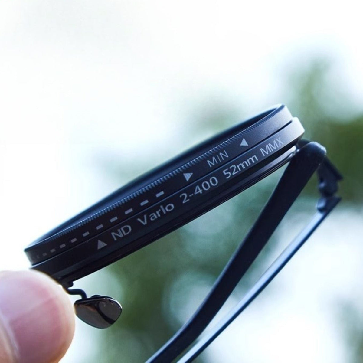 Avtoit | Unisex Round Polarised Sunglasses – Adjustable Light Reduction – Premium Metal Frame