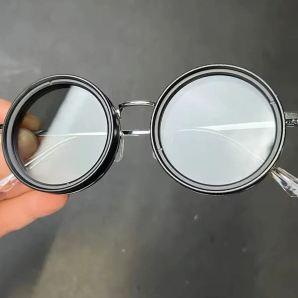Avtoit | Unisex Round Polarised Sunglasses – Adjustable Light Reduction – Premium Metal Frame