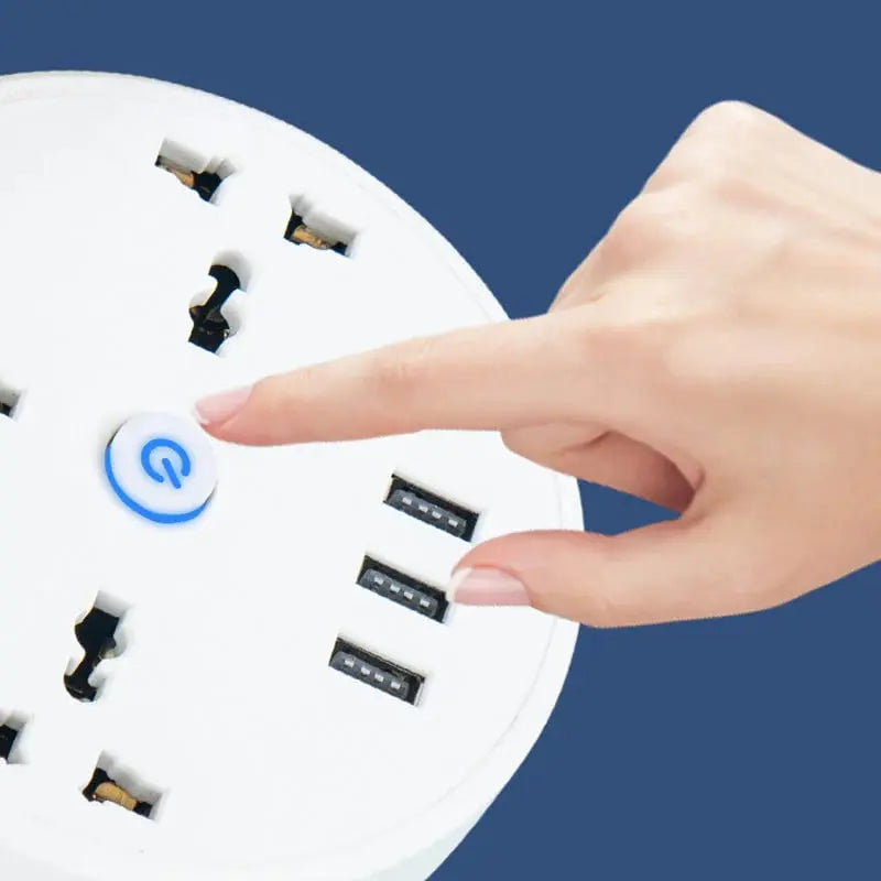 Avtoit | Universal power strip with retractable cable & USB ports