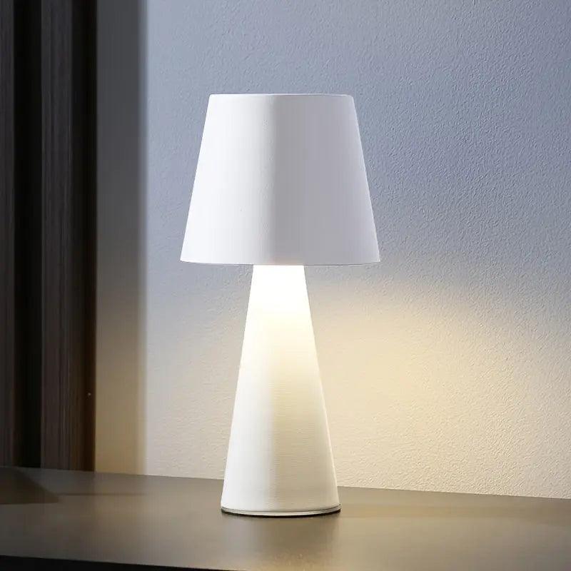 Avtoit | Table lamp - Lighting - black - Add refined style and leave a lasting impression
