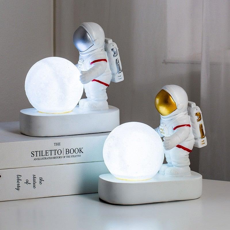 Avtoit | Astronaut lamp