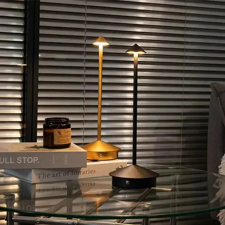 Avtoit | BeamLuxe - Sleek Wireless Table Light