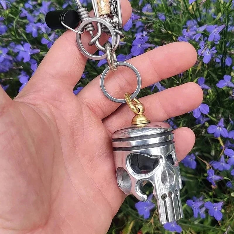 Avtoit | Piston Art Skull Keychain