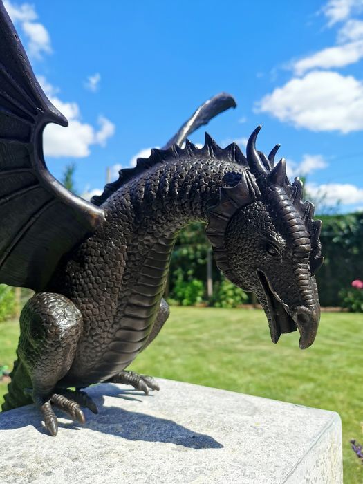 Avtoit | Precision Casting Fire-breathing Dragon Sculpture Waterscape