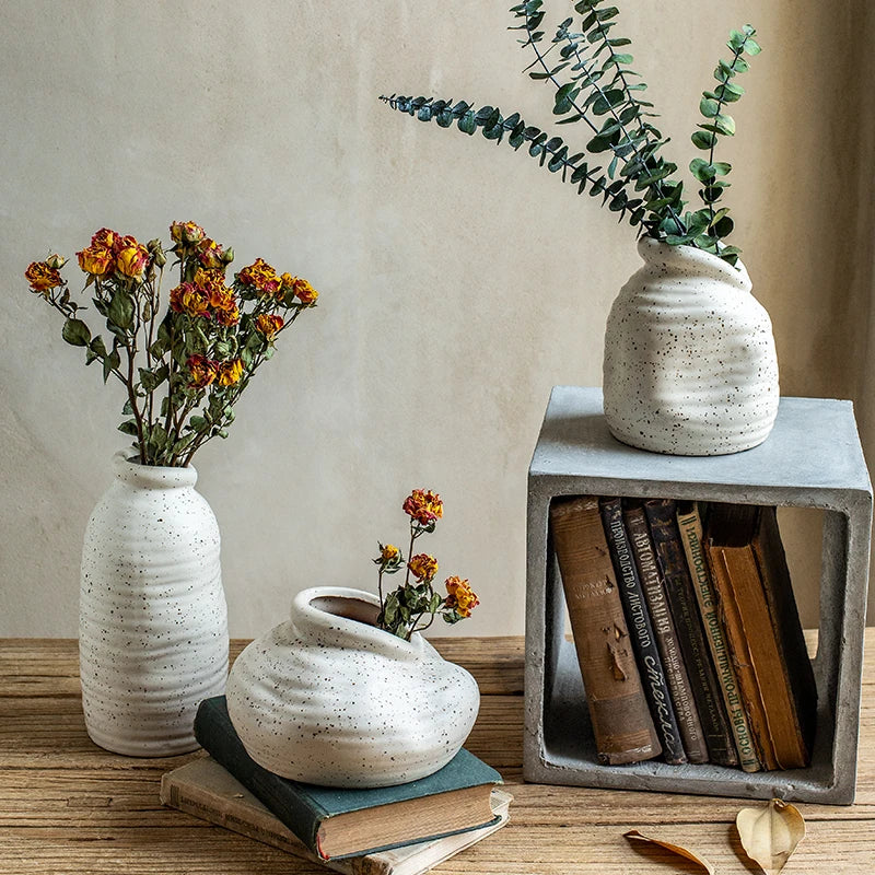 Avtoit | Arcadia Vase – Handcrafted ceramic vase in Nordic design