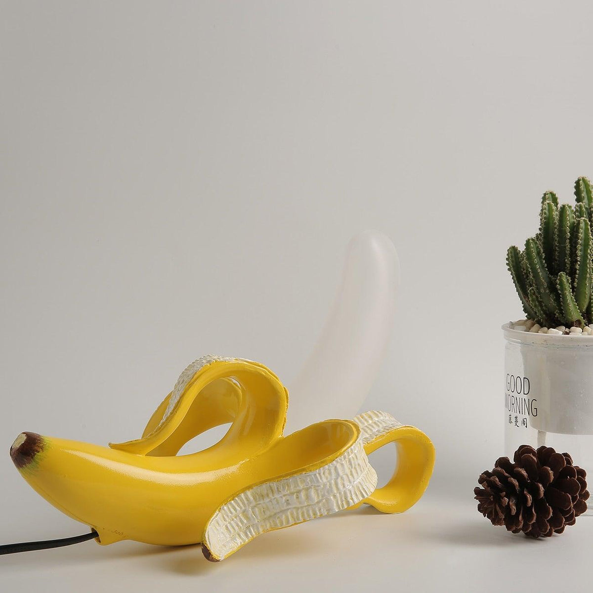 Avtoit | Banana Desk Lamp